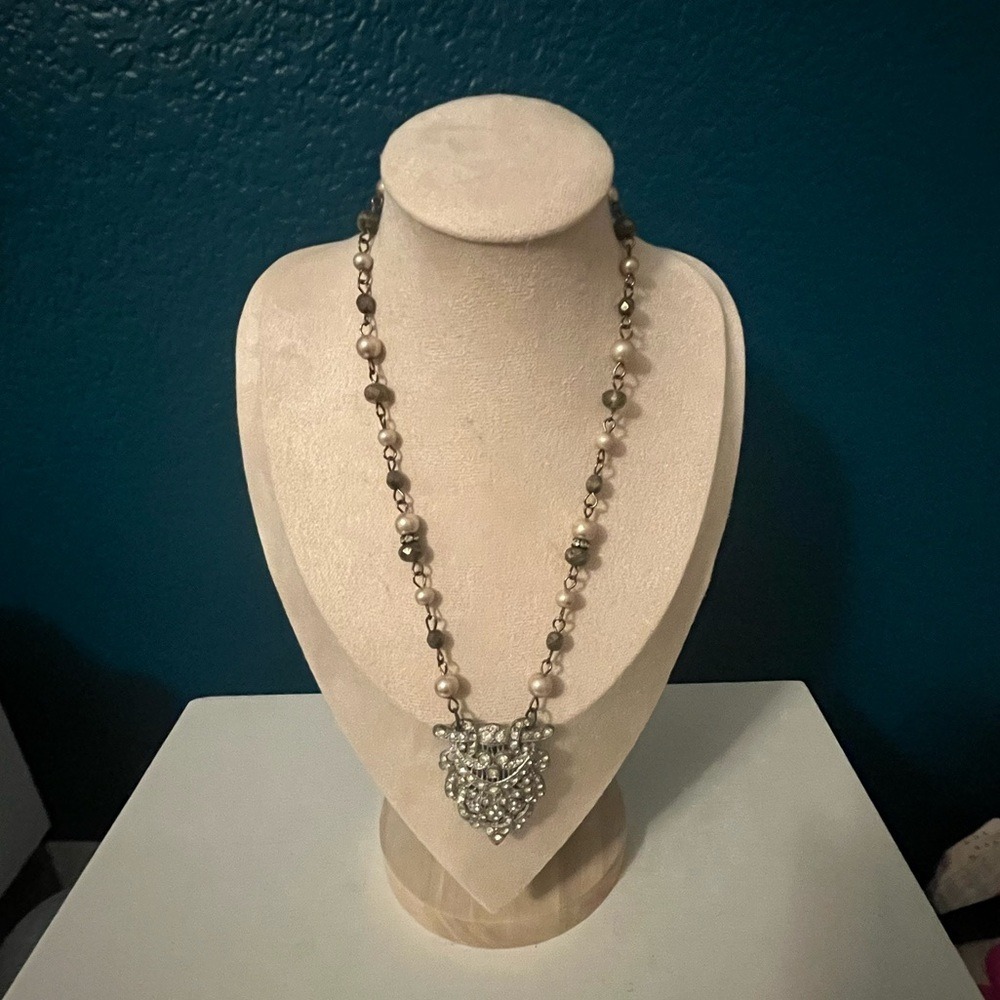 Bling Fashion Necklace Crystal Pendant Silver Vintage Look